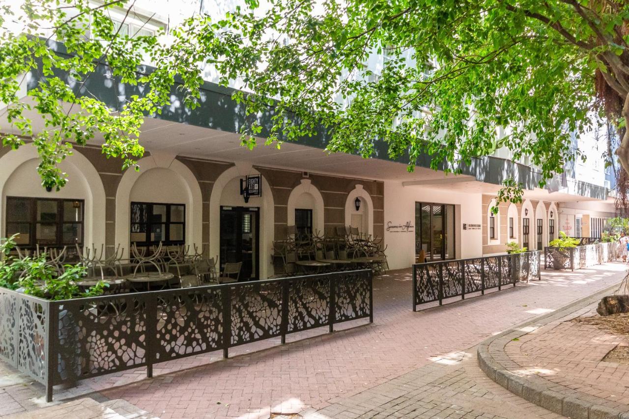 Trendy Apartment In Thibault Square City Centre Κέιπ Τάουν Εξωτερικό φωτογραφία