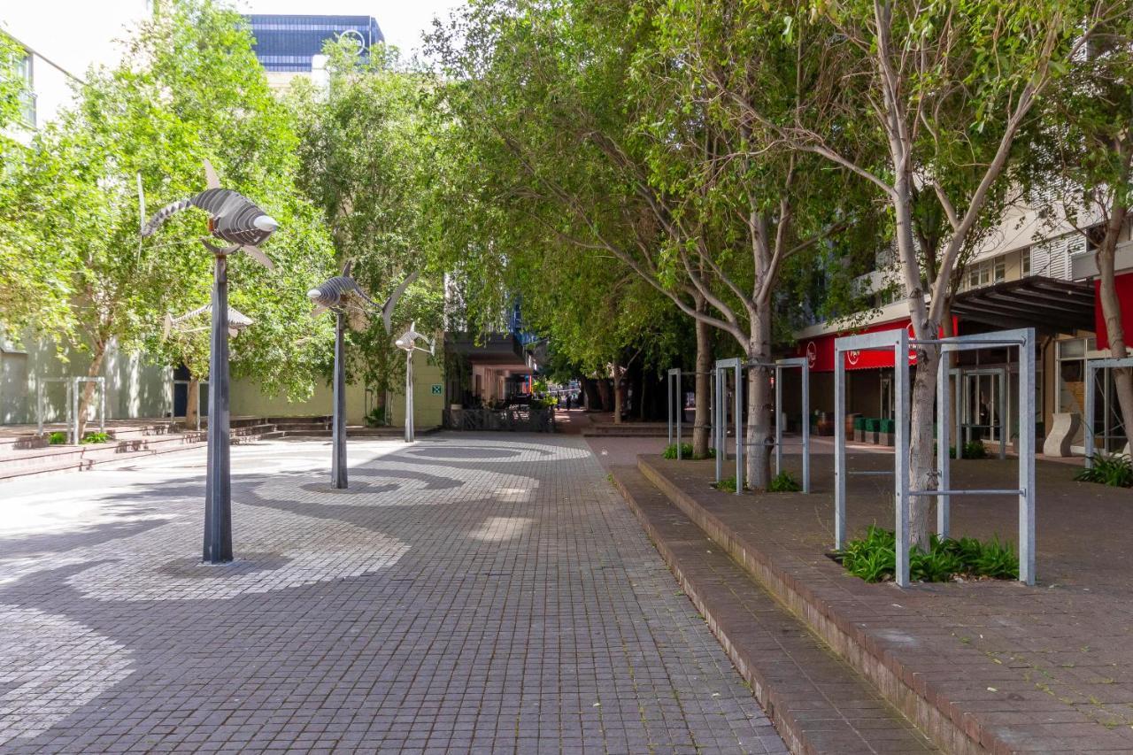 Trendy Apartment In Thibault Square City Centre Κέιπ Τάουν Εξωτερικό φωτογραφία